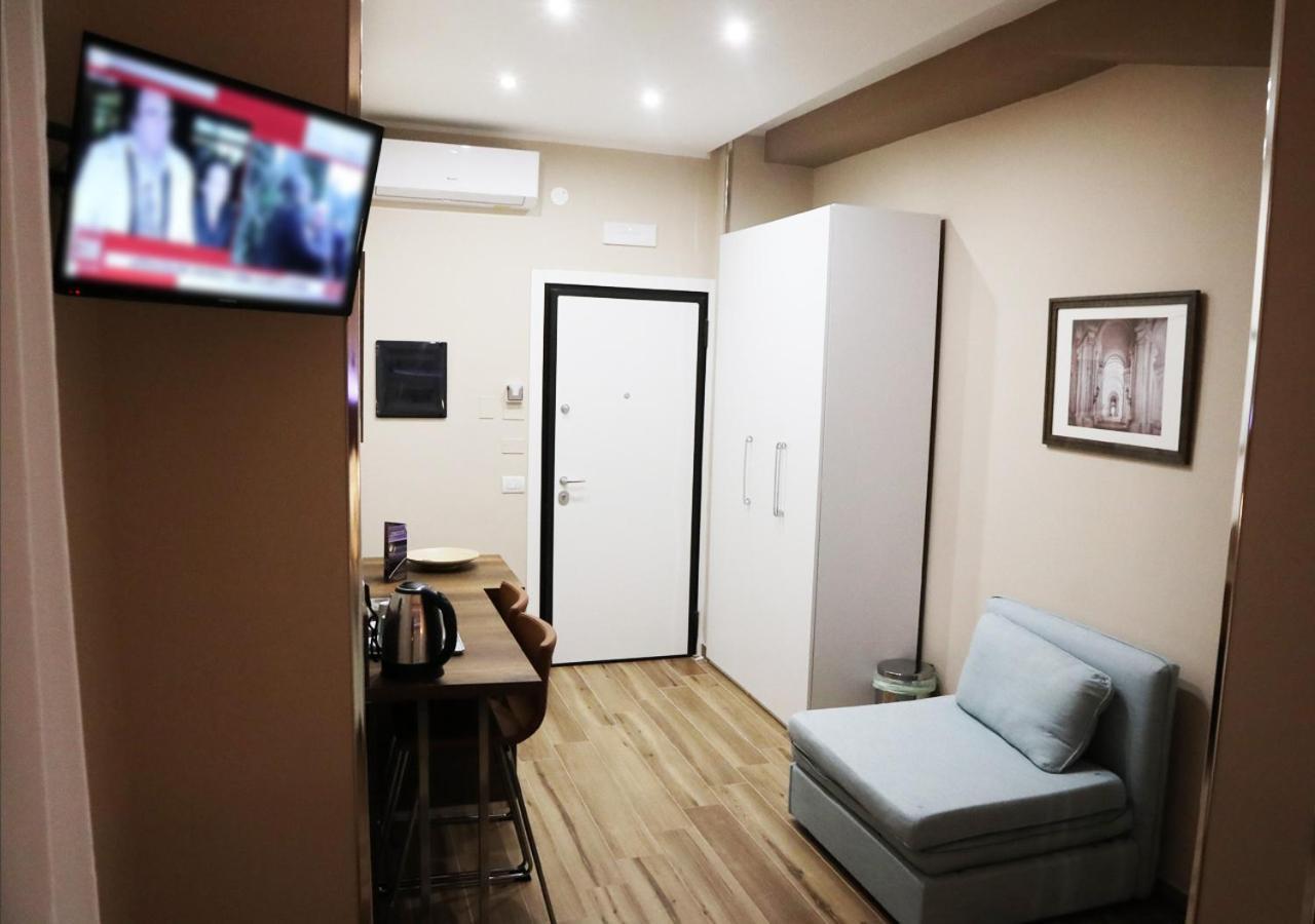 カゼルタ Residenza La Reggia Bed & Breakfast エクステリア 写真