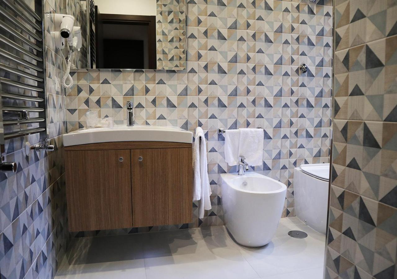 カゼルタ Residenza La Reggia Bed & Breakfast エクステリア 写真